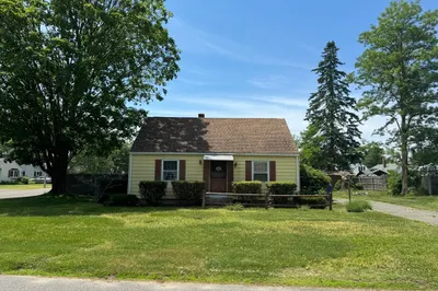 140 Rosemary Dr