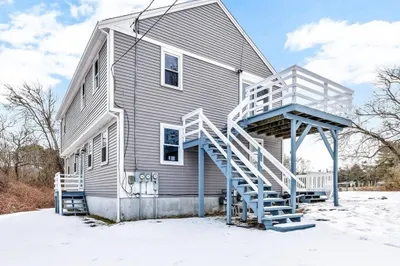 48-50 Camp St 1