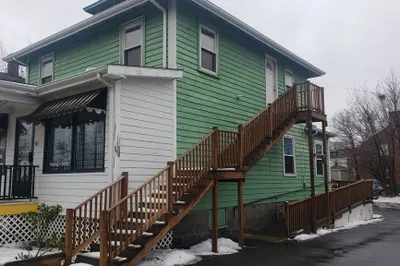 549 Hancock St #2