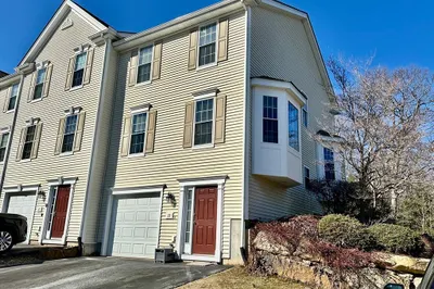 33 Daffodil Ct #33 1