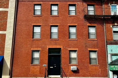 229 Harrison Ave 1
