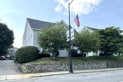 32 School St #1 1