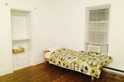 38 Gordon Street #1 1