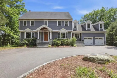 1 Geraldine Ln 1