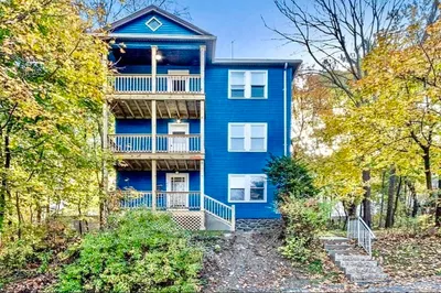 42 Velander St