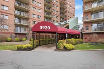 3920 Mystic Valley Pkwy #423