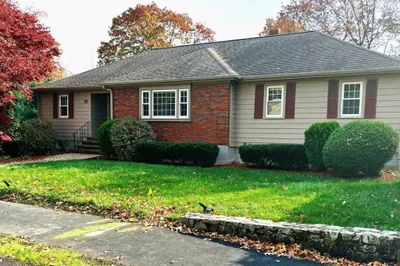 29 Anthony Ln #A 1