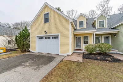 17 Heritage Way #9 1