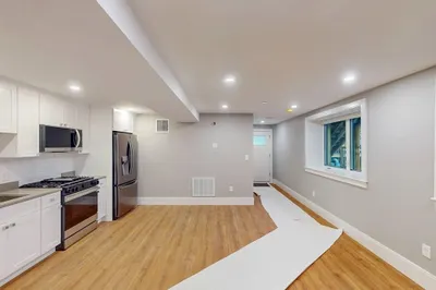 509r East 5th St #1A