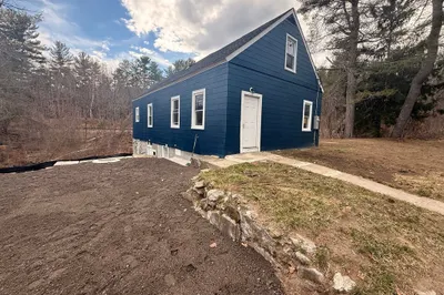 277 Hubbardston Rd