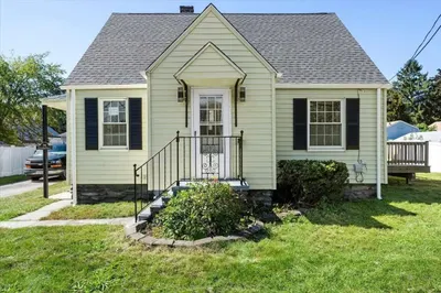 298 Greenwood St 1