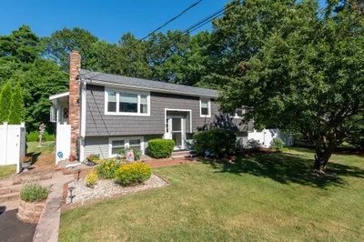 43 Eastfield Dr 1