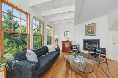 15-19 Mount Vernon St #4