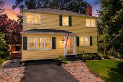 13 Stagg Dr 1