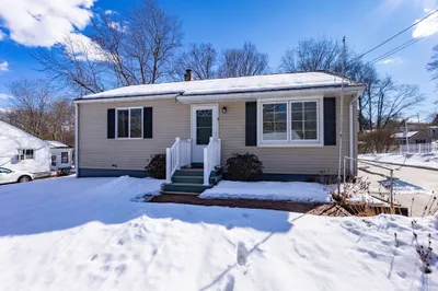 9 Robin Rd