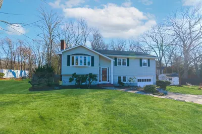 28 Ryder Rd