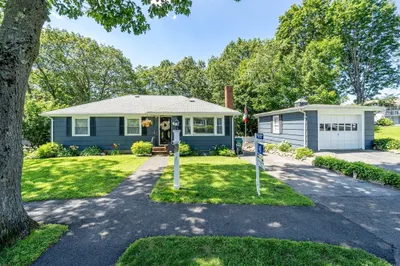 20 Oak Ridge Cir 1
