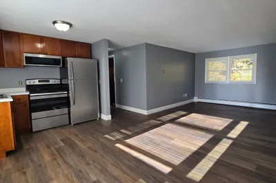 19 Chapman Ave #16 1