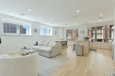 425 Boylston Street #602