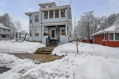 33-35 Coolidge Street 1