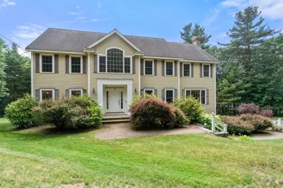 147 Haggetts Pond Rd 1