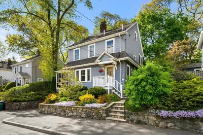 76 Elm St