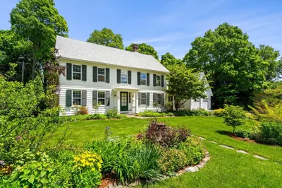 84 Holman St 1
