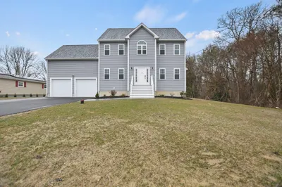 155 Gifford Rd 1