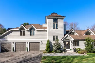 22 Old Cambridge Turnpike 1