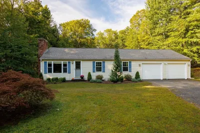 138 Brimfield Road 1