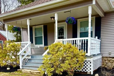 26 Pleasant St
