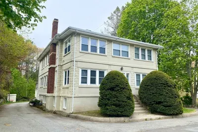 8 Dunham St #1