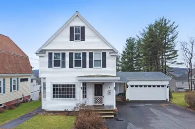 8 Fairfield St