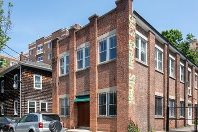 543 Green Street 1