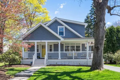 11 Fairlawn St