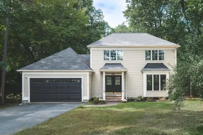 6 Parker River Dr 1