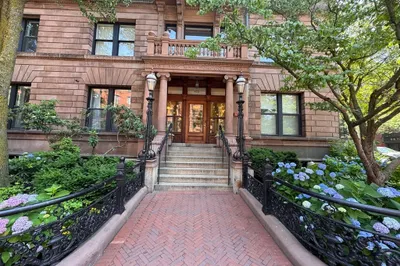 416 Marlborough St #102