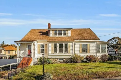 9 Cabot Rd 1