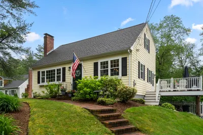 21 Brown Dr