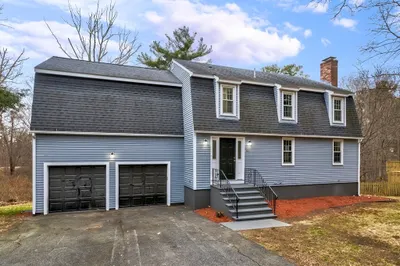 51 Carroll Manor Rd 1