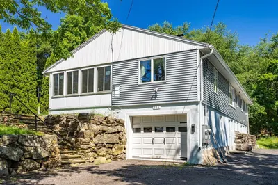 556 Westminster Hill Road 1