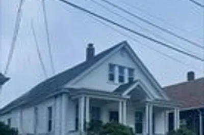 186 Sycamore St #2