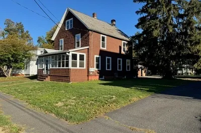 35 Shattuck St 1