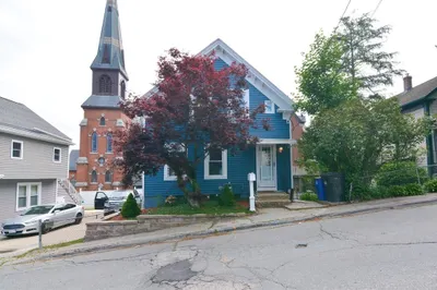 75 Mechanic St