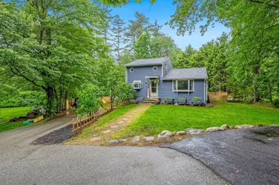 129 New Boston Rd