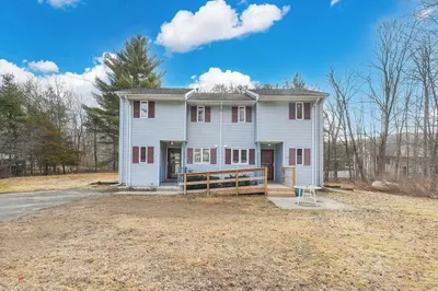 137 Boston Rd 1