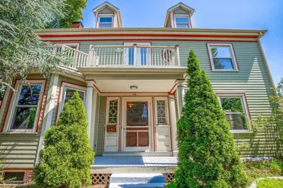 42 Pleasant Street