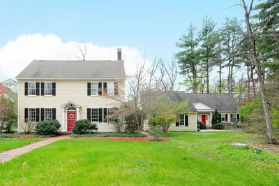 401 Elm Street 1