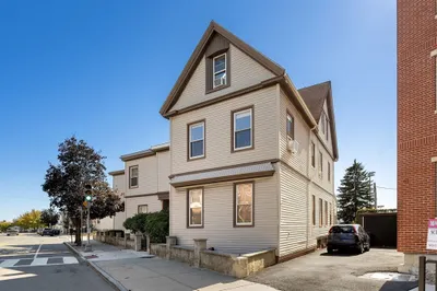 91 Chelsea St 1