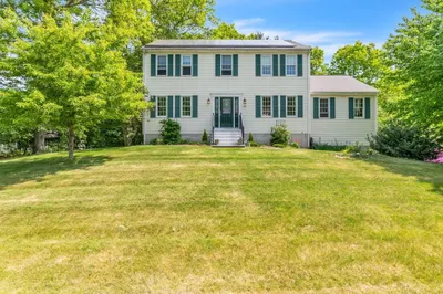 148 Londonderry Way 1